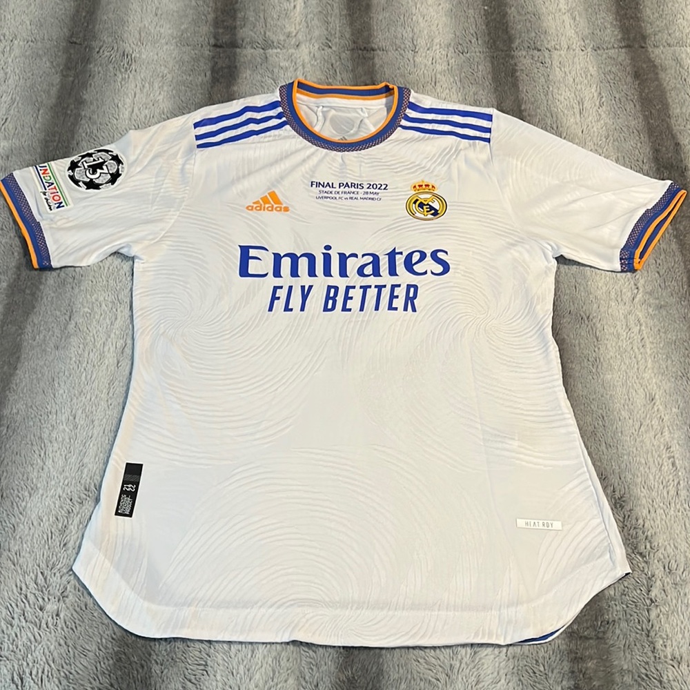 NWOT Real Madrid #9 Karim Benzema 2022 UEFA Champions League final player jersey - Picture 1 of 13